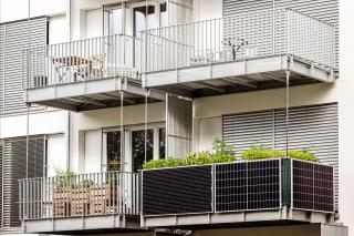 Fotowoltaiczny zestaw na balkon, taras, ogródek on-grid 1500W mikroinwerter+ 3x panel 550W + wyposażenie