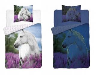 KOMPLET POŚCIELI 160x200 BAWEŁNA 100% ŚWIECĄCA W CIEMNOŚCI KOŃ 2722C