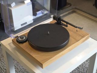 EX-DEMO Pro-Ject 2 Xperience Classic (2XperienceClassic) gramofon analogowy (Oliwkowy)