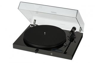 Pro-Ject Juke Box E Analog turntable with phono stage and power amplifier Color: Black