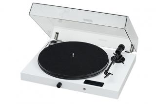 Pro-Ject Juke Box E Analog turntable with phono stage and power amplifier Color: White