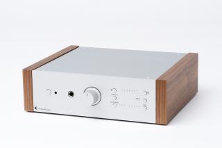 Pro-Ject Pre Box DS2 (DS-2) digital Line preamplifier with D/A converter with wooden side panels Colour: Silver, Color: Walnut