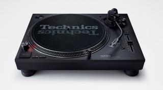 Technics SL-1210MK7 (SL1210 Mk7) Direct-drive analog turntable