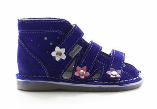 Danielki profilaktyczne buty fioletowe z kwiatkami