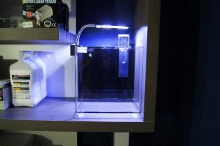 Akwarium akrylowe SM3 22litry z odpieniaczem, lampką i panelem filtracyjnym