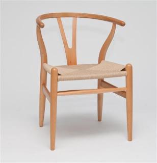 Krzesło inspirowane projektem Wishbone chair
