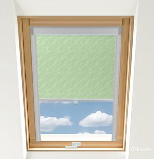 Roleta do okien dachowych PREMIUM AQUA - Light Green / Srebrny