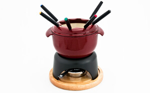 Zestaw do fondue COOK Chasseur żeliwny emaliowany (soczysta wiśnia)
