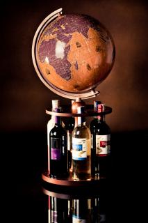 Globus- obrotowy stojak na wino