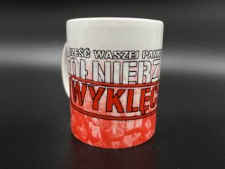 KUBEK PORCELANOWY ŻOŁNIERZE WYKLĘCI KB024