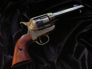 UNIKATOWA REPLIKA BRONI - ZDOBIONY REWOLWER KALIBER 45 S.COLT USA 1886r. (M-1280/L)