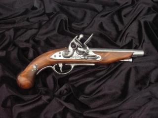 PIRACKI FRANCUSKI PISTOLET CZARNOPROCHOWY Z XVIII w. (1012)
