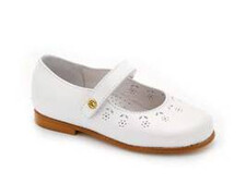 Hiszpańskie dziewczęce obuwie komunijne firmy Pablosky model 354905 rozmiar tylko 25