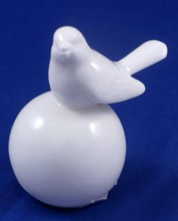 Porcelanowa figurka - ptaszek