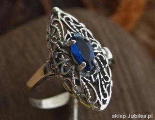 MALAKKA - srebrny pierścionek z szafirem