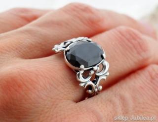 MASSARA - srebrny pierścień  z onyksem