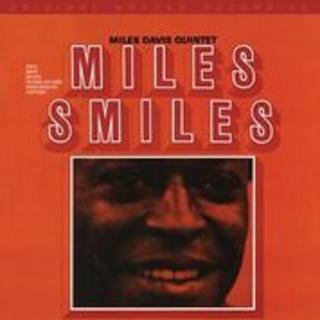 Miles Davis Quintet - Miles Smiles CMFSA2201