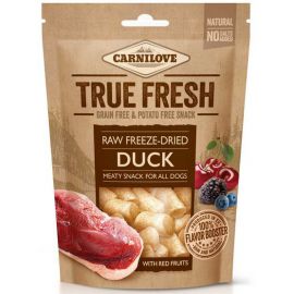 Carnilove Dog Snack True Fresh RAW Freeze-Dried Duck  Red Fruits 40g