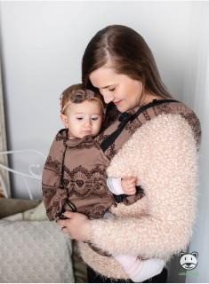 Nosidełko regulowane Multi Size: Diamond Lace Cappuccino, 100% bawełna, splot żakardowy Z dodatkami