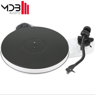 Pro-Ject RPM 3 Carbon biały, bez wkładki