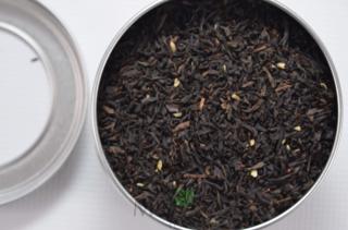 Czarna herbata czekoladowo-truflowa, 100g - opakowanie ekonomiczne