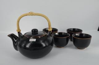 Japoński dzbanek i czarki, komplet do herbaty