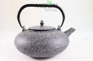 Żeliwny czajniczek do herbaty