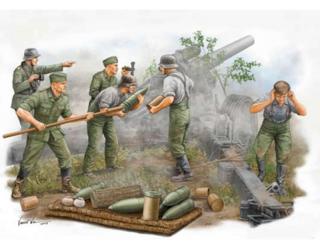 Figurki żołnierzy obsługujących haubicę s.FH 18 - Trumpeter 00425