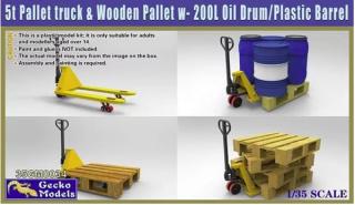 Gecko Models 35GM0034 5t Pallet Truck  Wooden Pallet with 200 Litre Oil Drum and Plastic Barrel