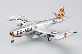 Gotowy model F-84G Four Queens/OLIE Summer 1953 Easy Model 36800