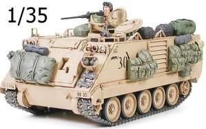 Model amerykańskiego transportera M113A2 w wersji pustynnej Tamiya 35265