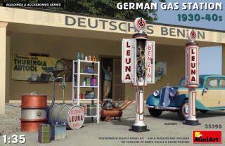 Niemiecka stacja paliw - gaz lata 1930-1940. Plastikowy model do sklejania w skali 1:35 z firmy MiniArt nr 35598
