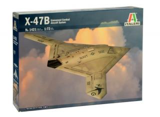 Plastikowy model bezzałogowego bojowego aparatu latającego X-47B do sklejania w skali 1:72 z firmy Italeri nr 1421