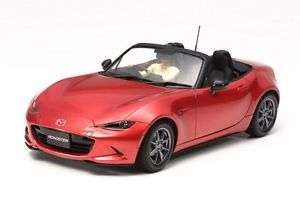 Plastikowy model Mazdy Roadster MX5 do sklejania - Tamiya 24342