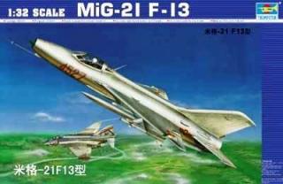 Plastikowy model myśliwca Mig-21 w skali 1:32 do sklejania, Trumpeter 02210