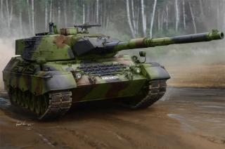 Plastikowy model niemieckiego współczesnego czołgu Leopard 1A5 MBT do sklejania w skali 1:35 z firmy Hobby Boss nr 84501