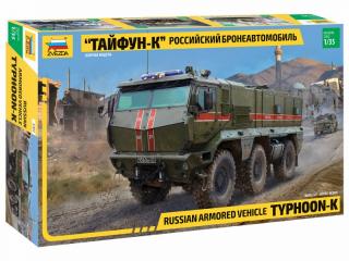 Plastikowy model pojazdu Typhoon K do sklejania w skali 1:35 z firmy Zvezda nr 3701