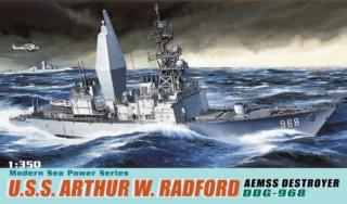 Plastikowy model USS Arthur W.Radford 1:350 Dragon 1018