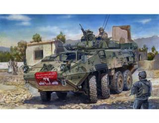 Plastikowy model wozu opancerzonego LAV III 8x8 do sklejania w skali 1:35 z firmy Trumpeter nr 01519