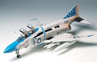 Tamiya 60306 McDonnell Douglas F-4J Phantom II