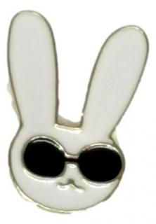 Przypinka Biały królik w okularach Metal Pin