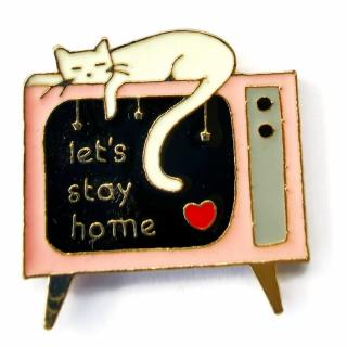 Przypinka Kot Biały Na Różowym Telewizorze Lets Stay Home Buton Metal Pin 1