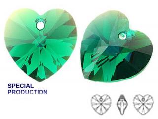 6228 Swarovski Xilion Heart 18mm Emerald AB