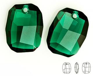 6685 Swarovski Graphic 19mm Emerald