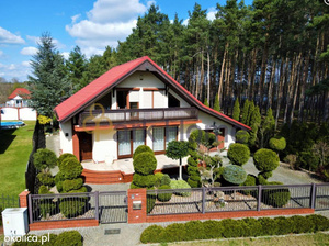 Wyjątkowy dom pod lasem z widokiem na jezioro Zaborówiec powiat leszczyński,gmina Wijewo Cena: 970 000 PLN 5 039 PLN / m2 Powierzchnia: 192,50 m2 Pow.