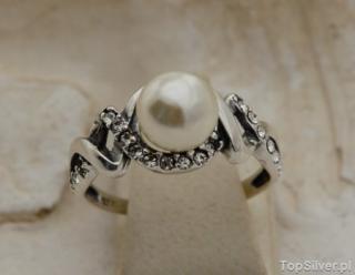 ALVARO - srebrny pierścionek perła i krsyztały
