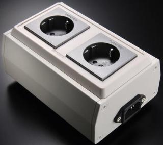 Furutech FP-SWS-D Box R. Skorzystaj z 30 rat 0% w salonie Ultimate Audio Konin