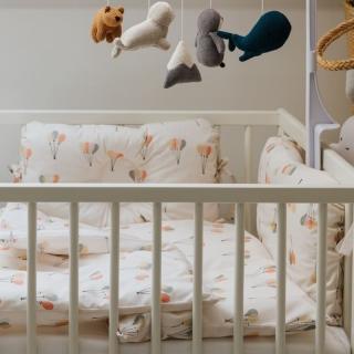 Hi Little One poszewki na pościel niemowlęcą z BIO bawełny organicznej BALOONS muumee Mimisia.pl