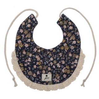 Hi Little One śliniak wiązany BOHO FLOPI Navy Pom Pom Mimisia.pl