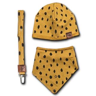 Hi Little One zestaw spacerowy czapeczka, bandanka i zawieszka do smoczka BIO muślin Leopard Mustard Mimisia.pl